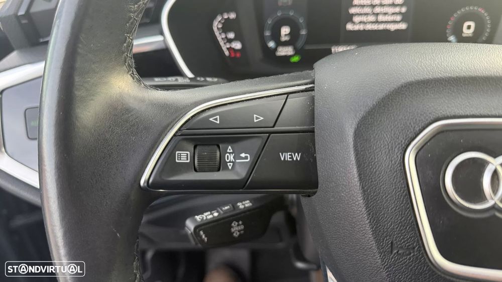 Audi Q3 45 TFSIe S tronic - 39