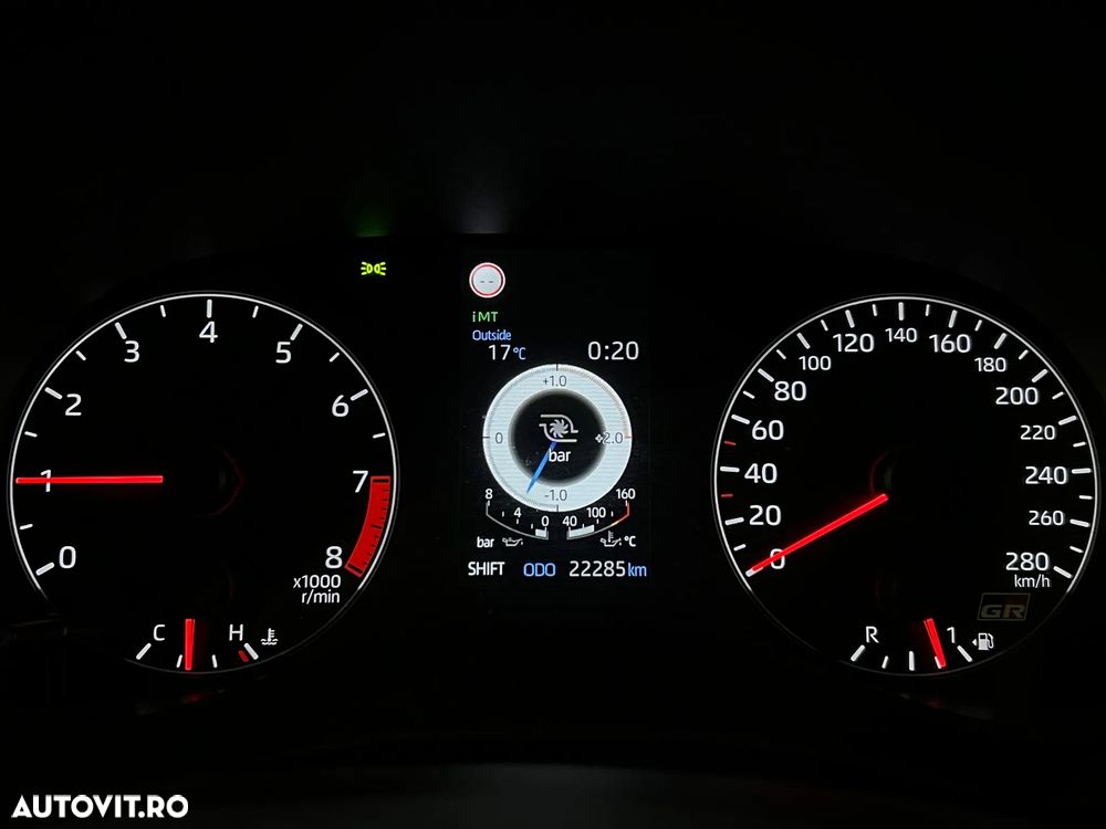 Toyota Yaris - 10