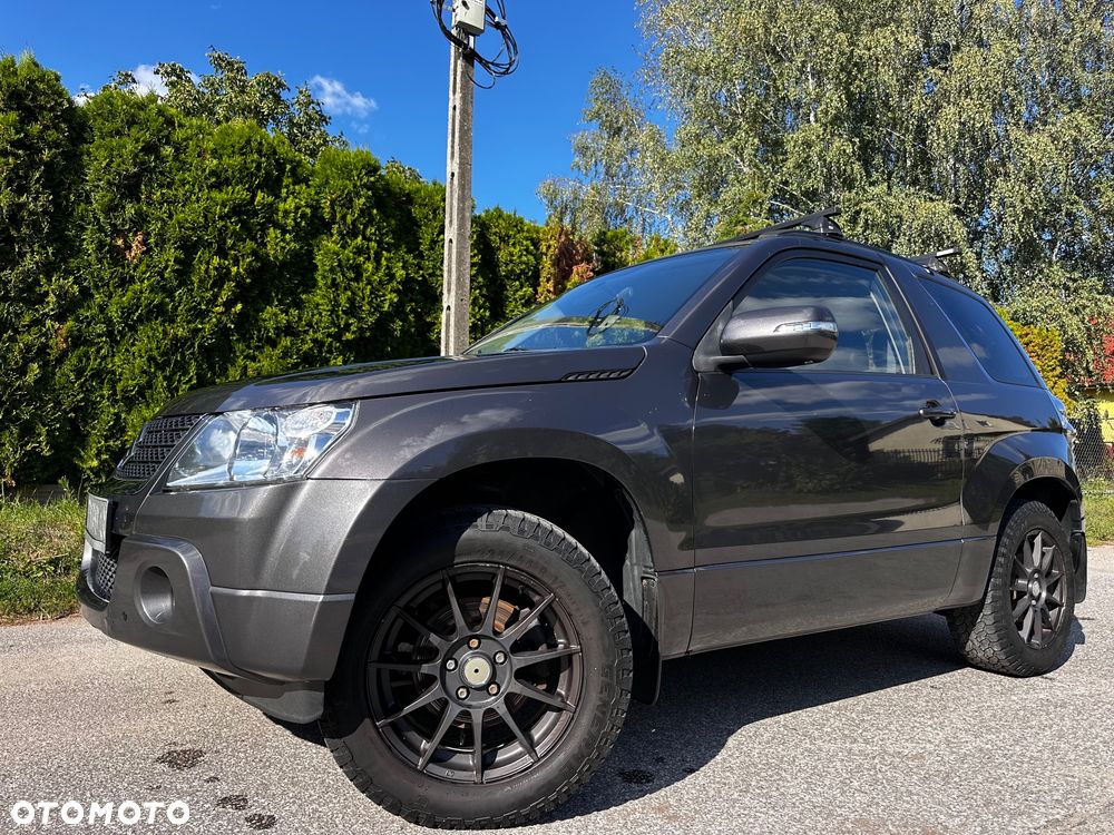 Suzuki Grand Vitara 1.6 De luxe - 1