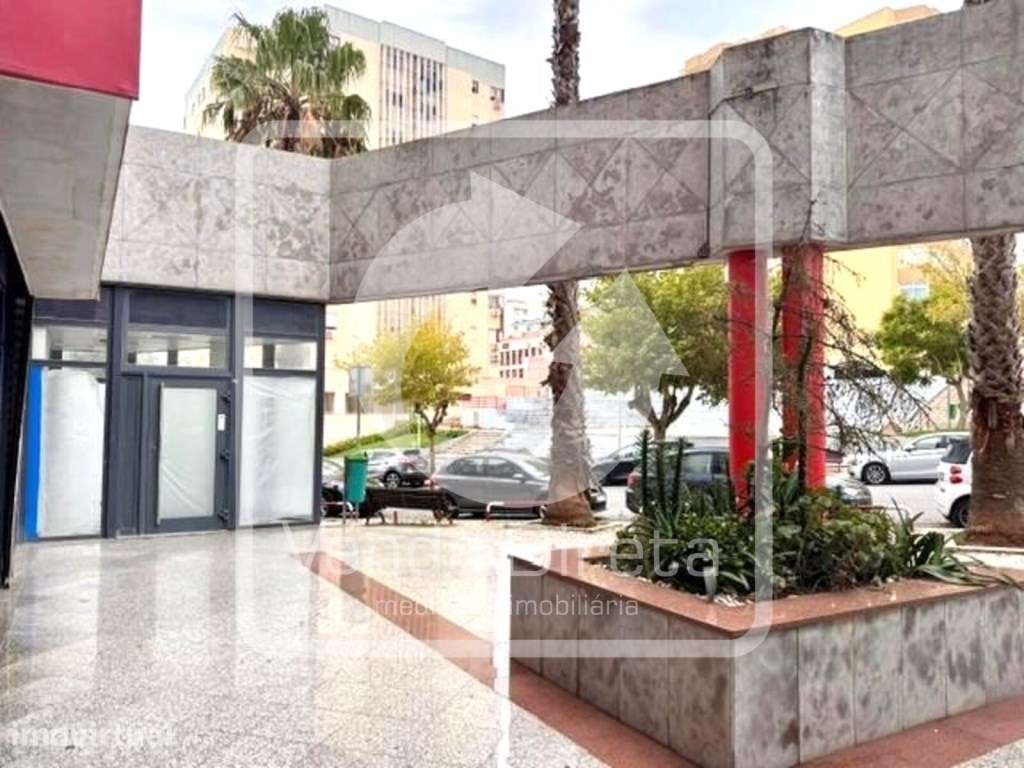 Loja Comercial com 50,54 M². Ramada, Odivelas - IMÓVEL DA BANCA - Grande imagem: 4/15