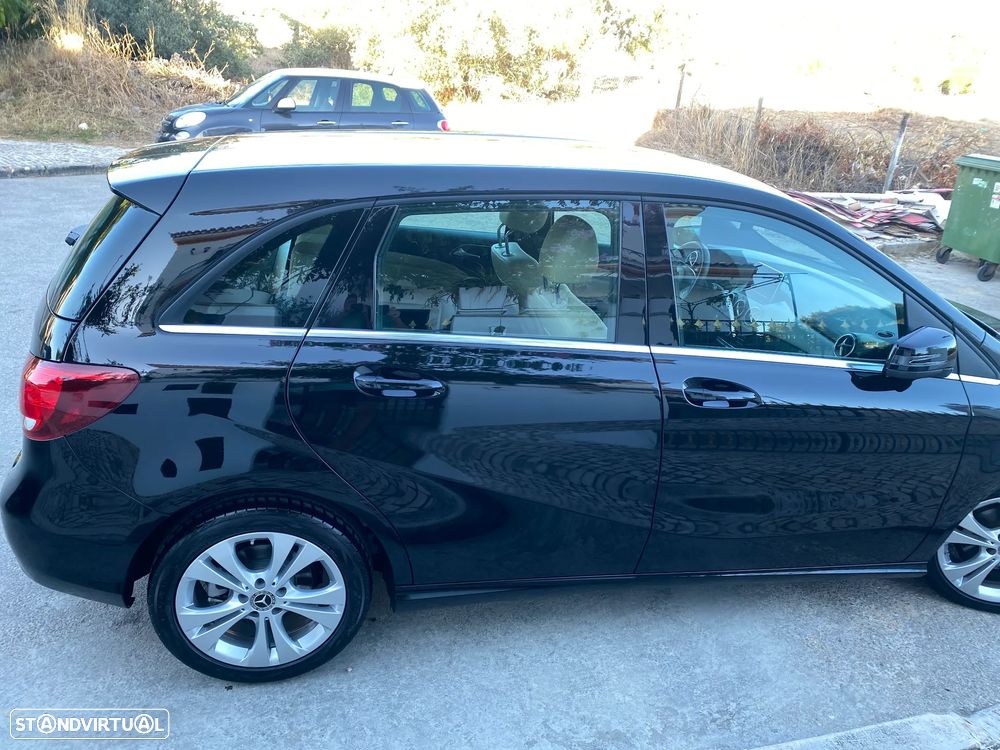 Mercedes-Benz B 180 - 2