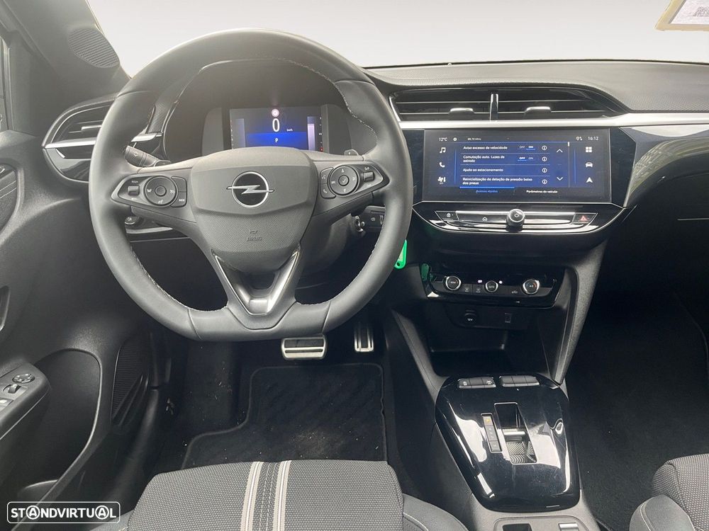 Opel Corsa 1.2 T GS - 11