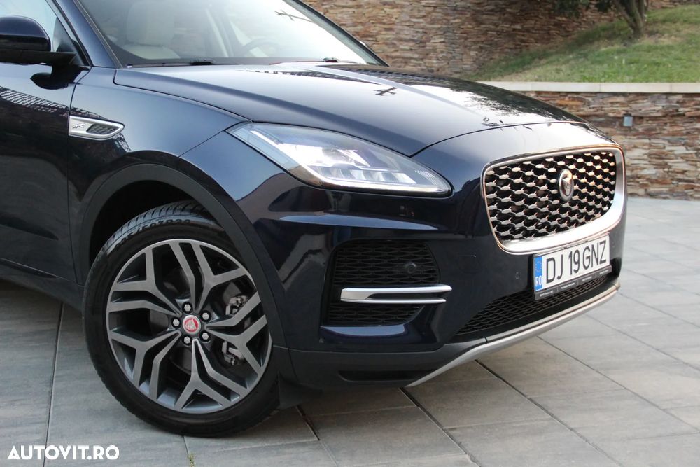 Jaguar E-Pace - 10