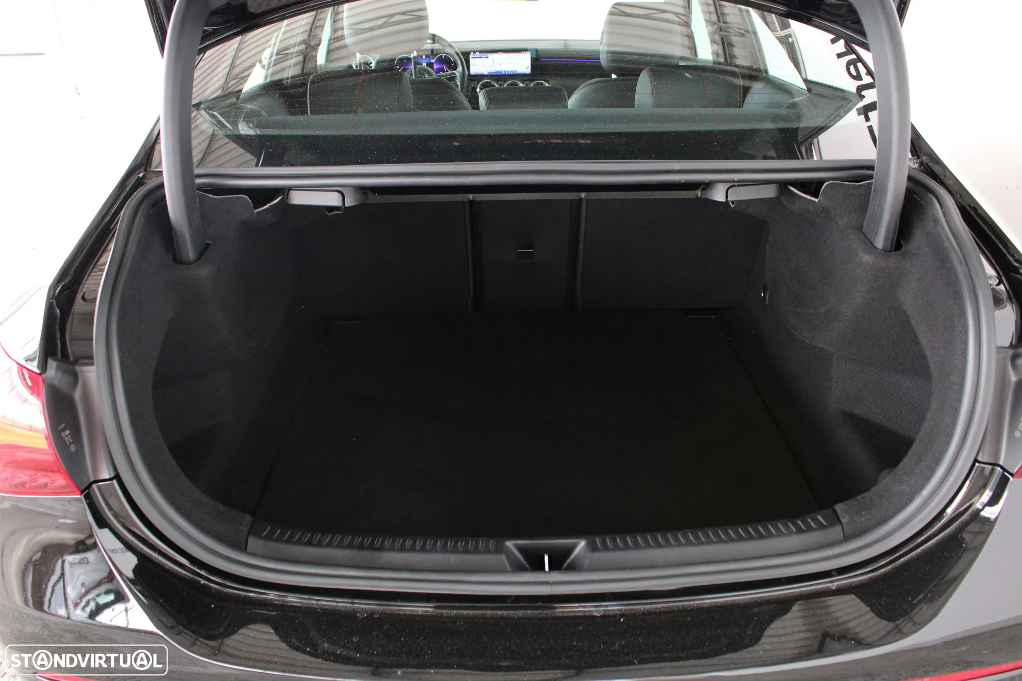 Mercedes-Benz A 200 Limousine AMG Line Aut. - 21
