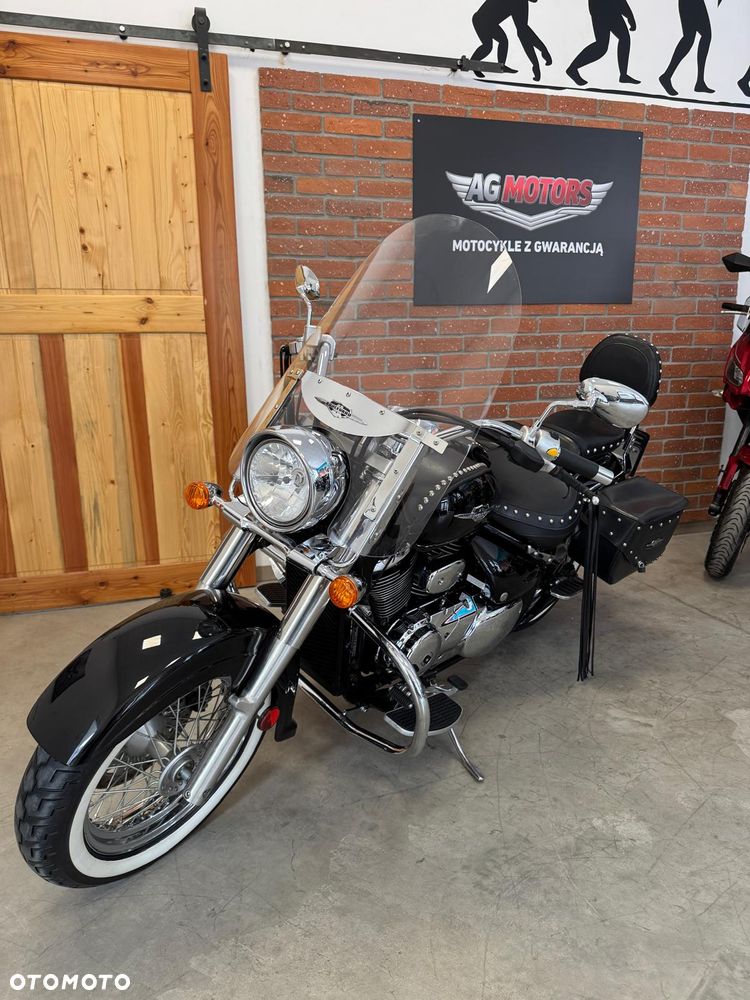 Suzuki VL 800 Volusia - Boulevard C50 - 24