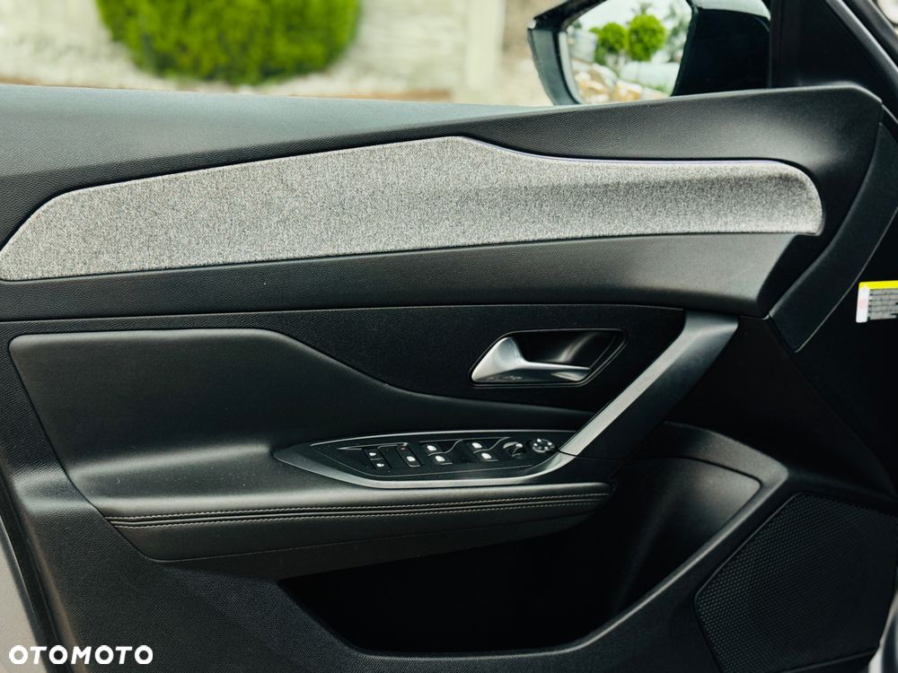 Peugeot 308 BlueHDi 130 EAT8 Allure Pack - 22