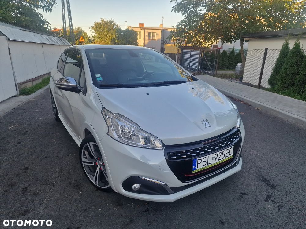 Peugeot 208 THP STOP & START GTi by Sport - 2