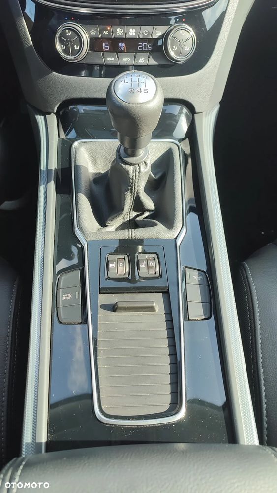 Peugeot 508 2.0 BlueHDi Active S&S - 25
