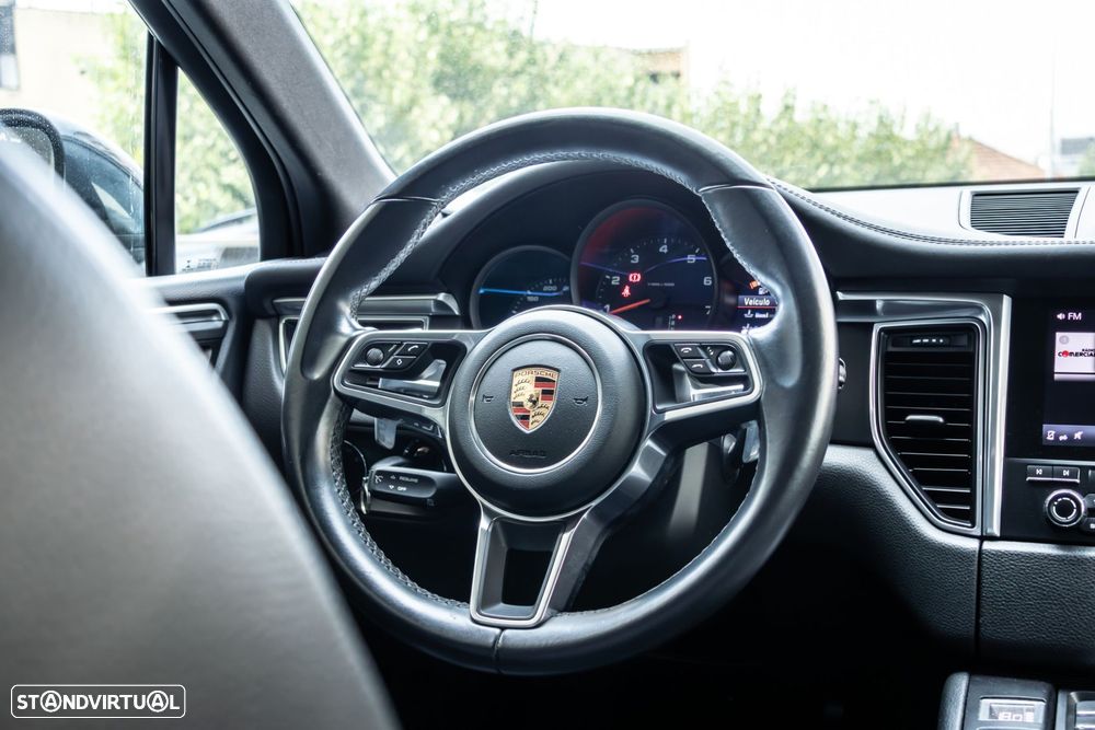 Porsche Macan - 17