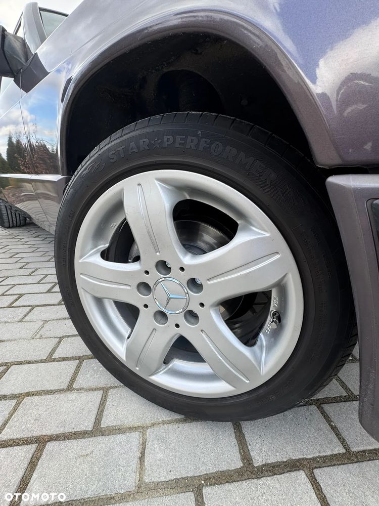 Mercedes-Benz W201 (190) - 13