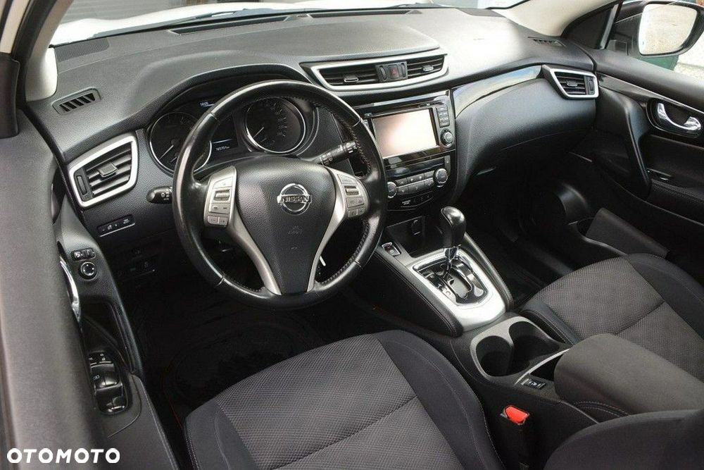 Nissan Qashqai 1.2 DIG-T Acenta Xtronic EU6 - 11