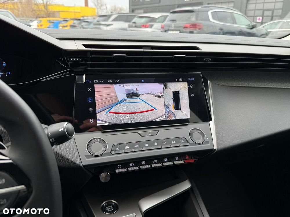 Peugeot 308 1.2 mHEV Allure S&S e-DCS6 - 17