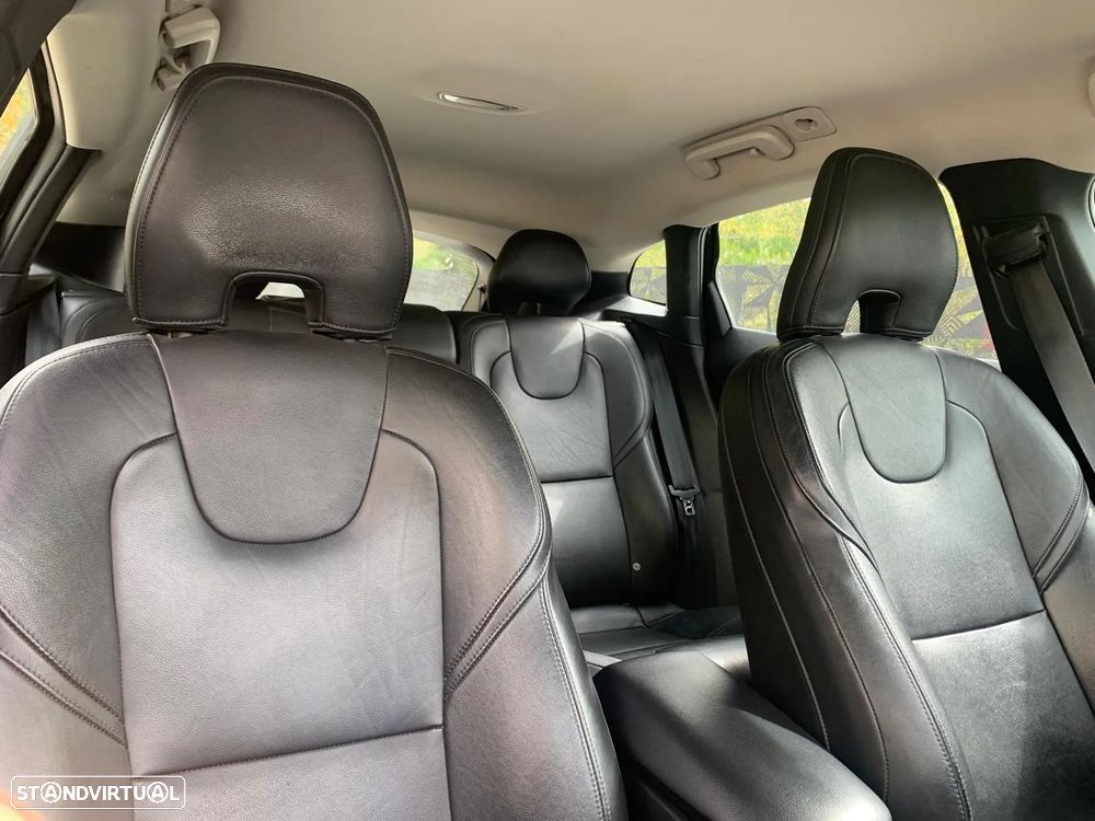 Volvo V40 1.6 D2 Eco Kinetic - 11