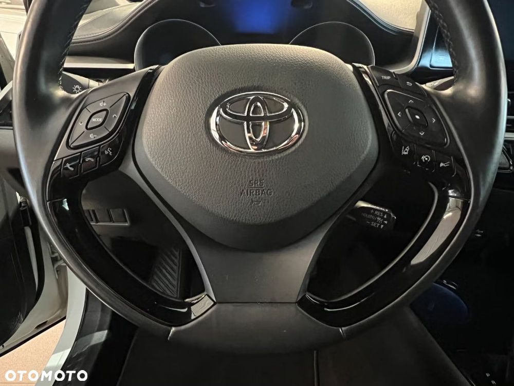 Toyota C-HR Lounge - 19