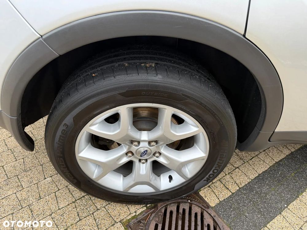 Ford Kuga 2.0 TDCi 2x4 SYNC - 17
