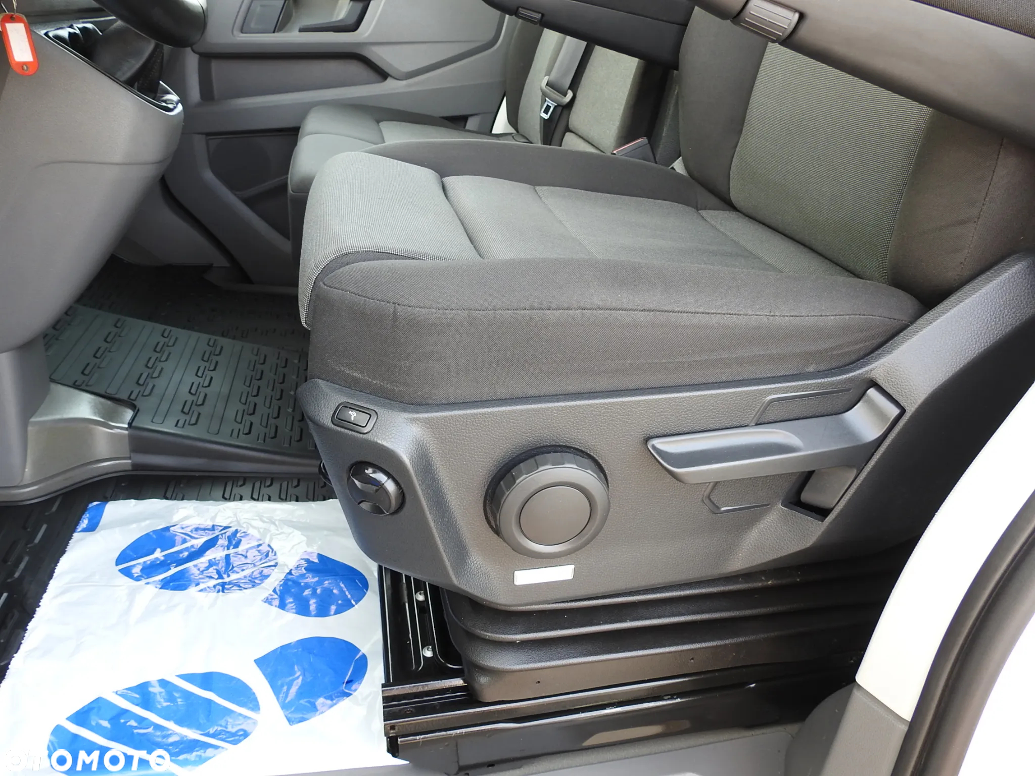 Volkswagen CRAFTER PLANDEKA WINDA 8 PALET WEBASTO TEMPOMAT 180KM [ 032919 ] - 27