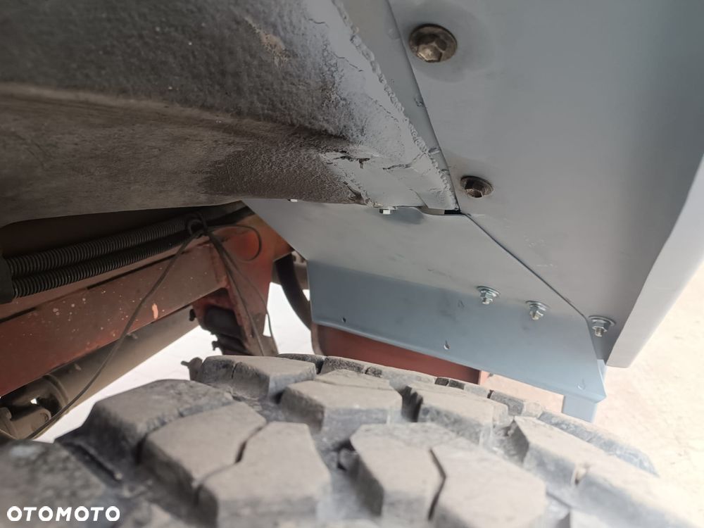 Iveco BREMACH - BRICK 4X4 asenizacyjny wuko zwyzka - 40