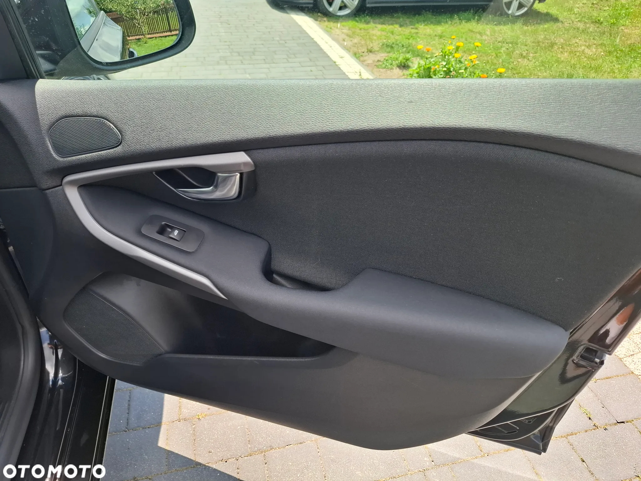 Volvo V40 D2 Drive-E Kinetic - 11