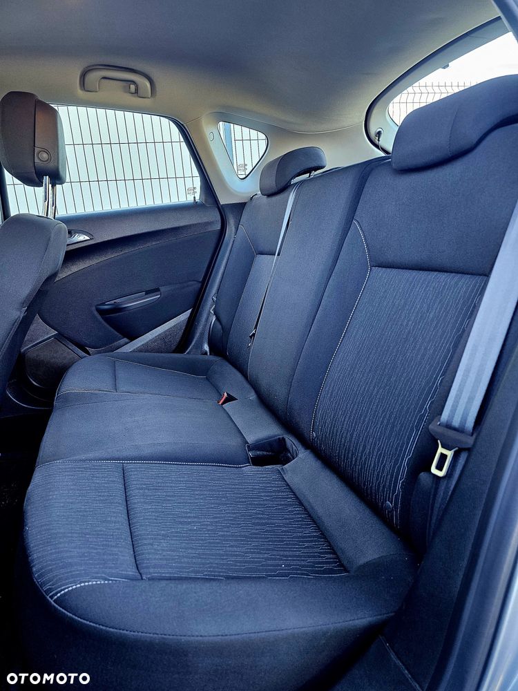 Opel Astra - 6