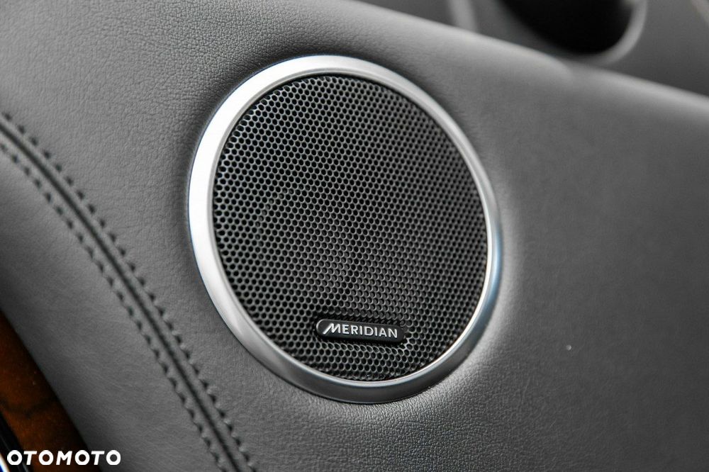 Land Rover Range Rover - 28