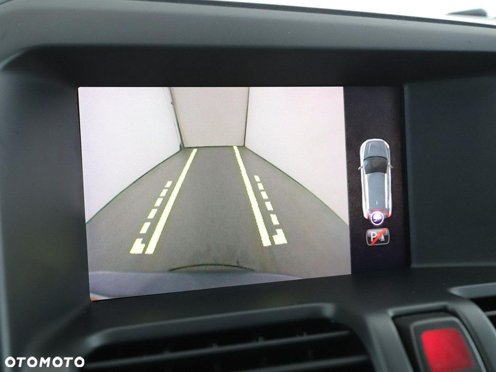 Volvo XC 60 D3 Geartronic Momentum - 23