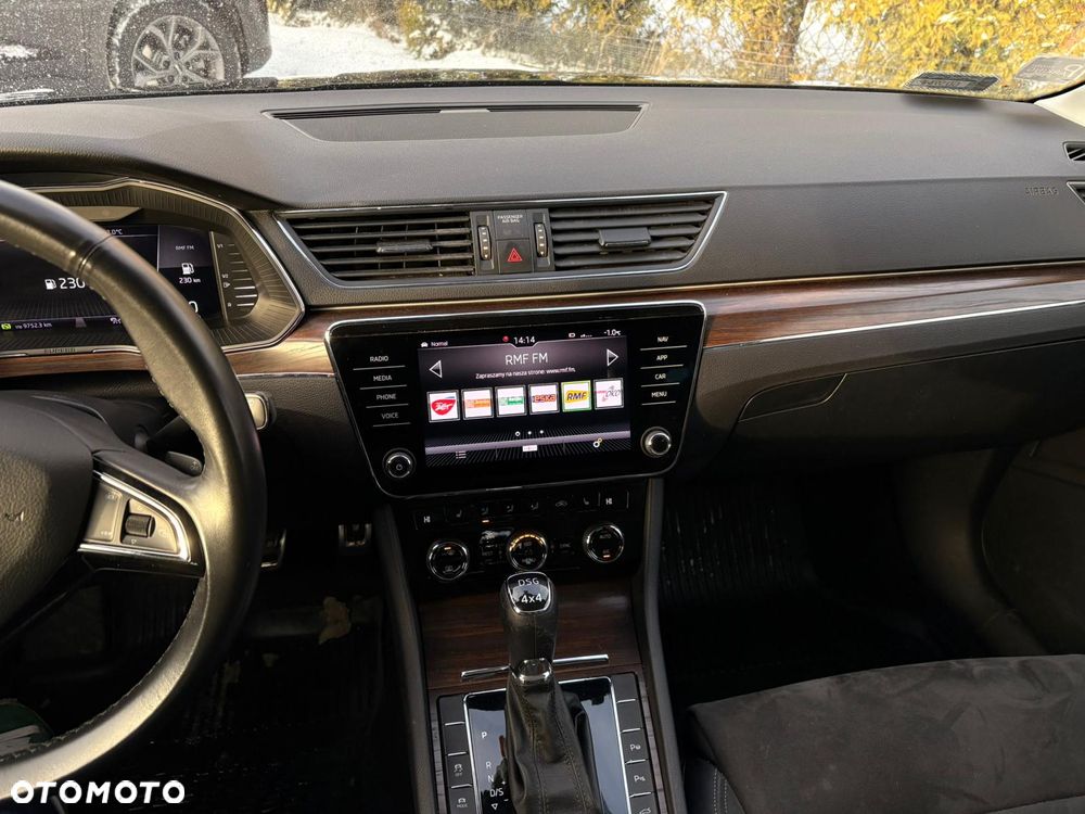 Skoda Superb 2.0 TSI 4x4 Scout DSG - 10