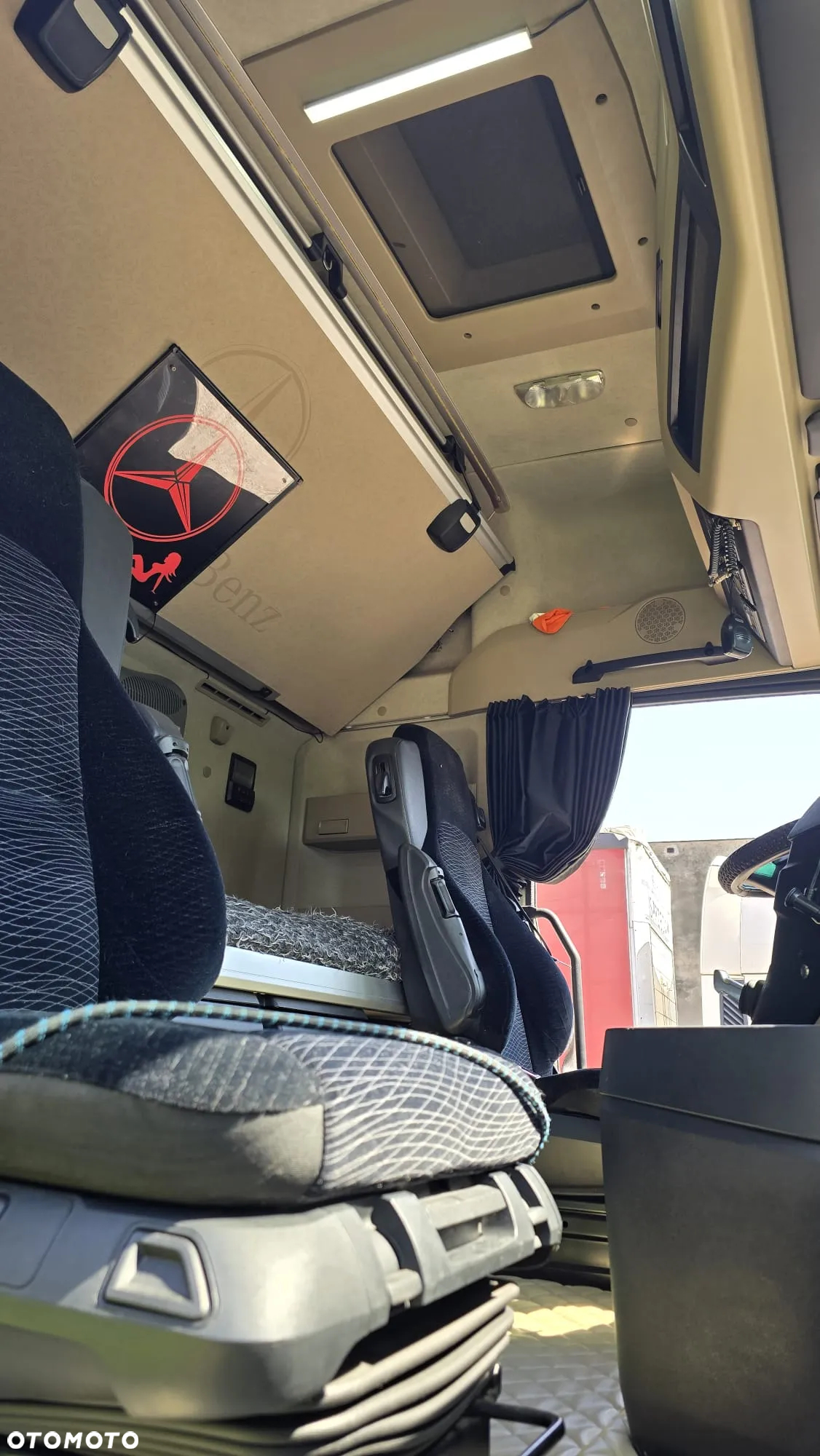 Mercedes-Benz ACTROS - 17