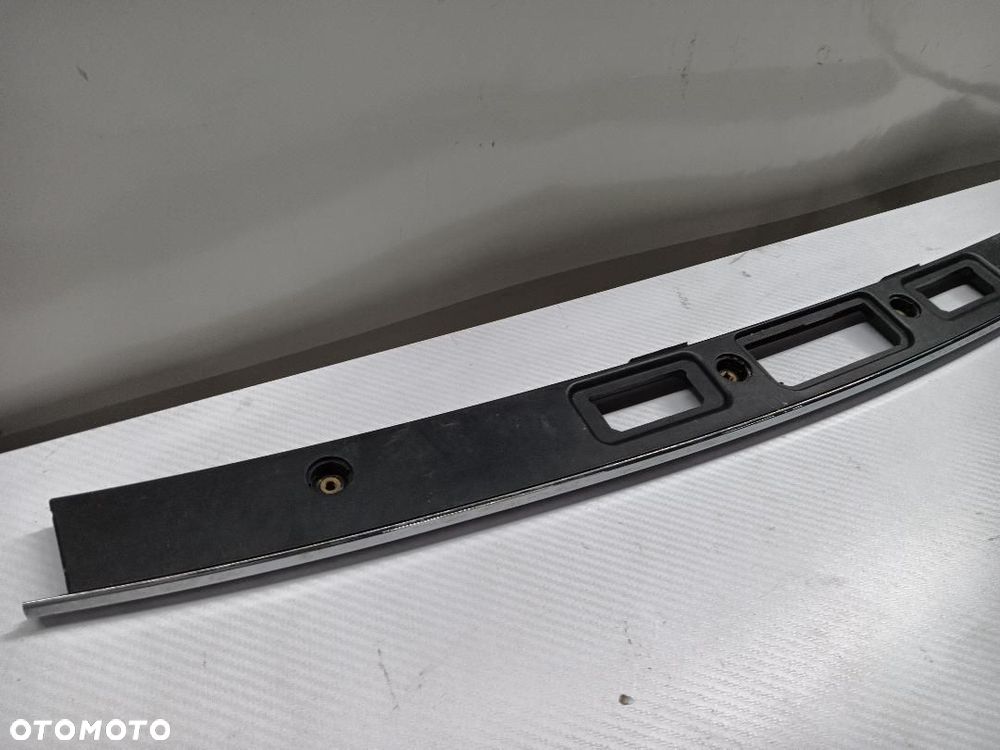 LISTWA KLAPY TYŁ TYLNA SKODA SUPERB III KOMBI 3V9827487 - 2