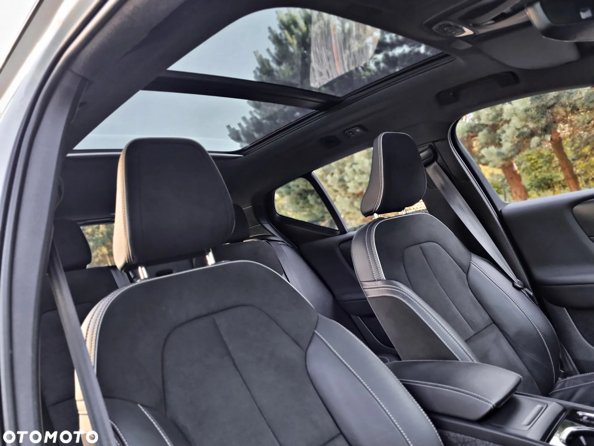 Volvo XC 40 B4 B AWD Geartronic RDesign - 19