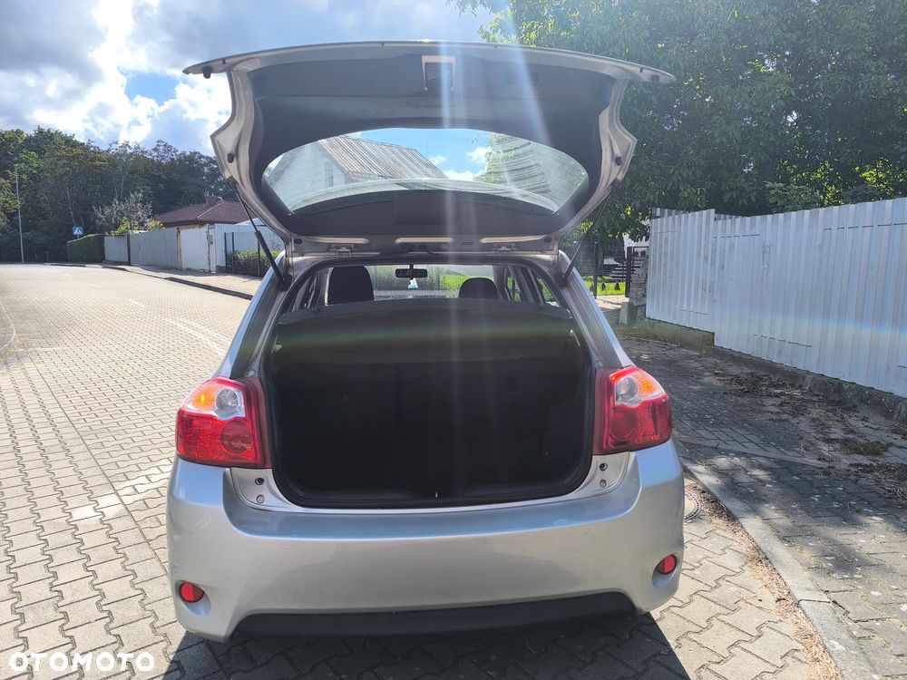 Toyota Auris 1.4 D-4D Premium - 5