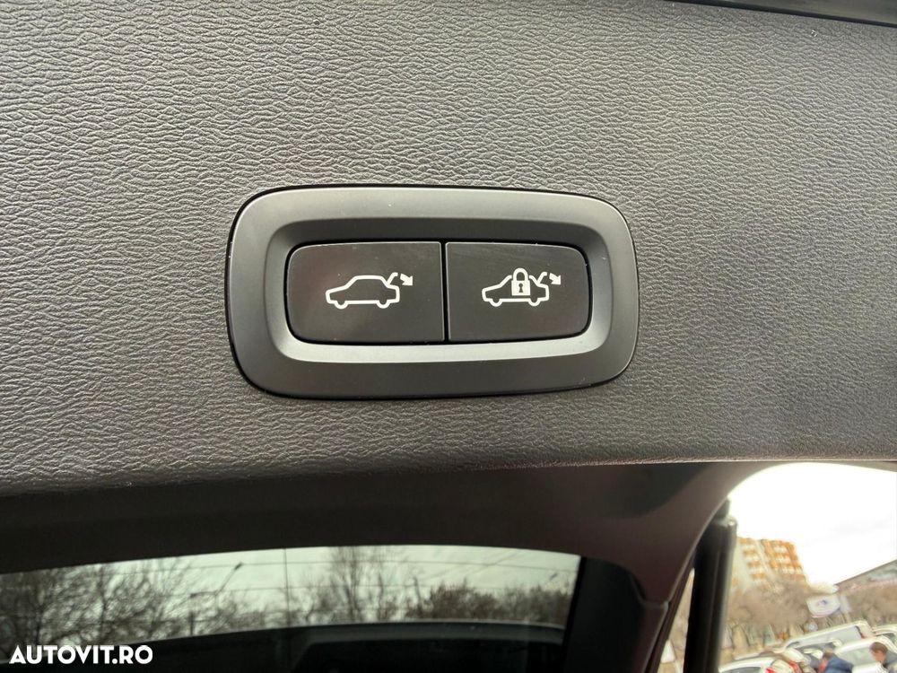 Volvo XC 40 Recharge T5 Twin Engine AT7 Inscription Expression - 27