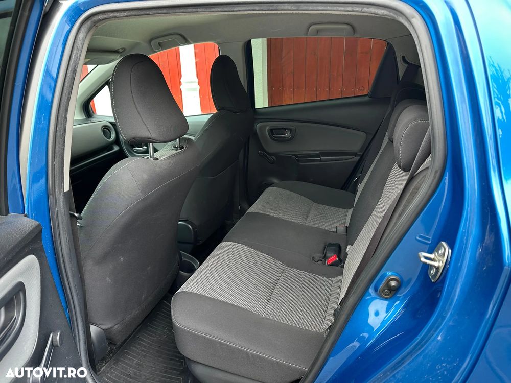 Toyota Yaris - 11