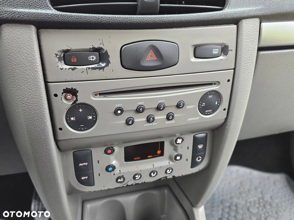 Renault Thalia 1.6 16V All Inclusive - 17