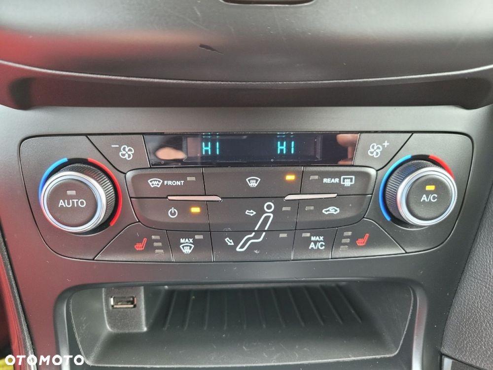 Ford Focus 2.0 TDCi ST-Line ASS - 24