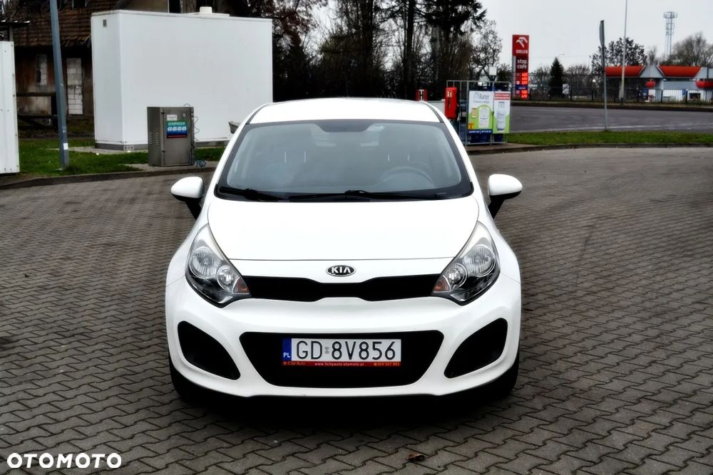 Kia Rio 1.2 Attract - 11