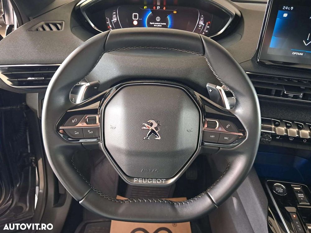 Peugeot 3008 1.2 PureTech S&S EAT8 Allure - 16