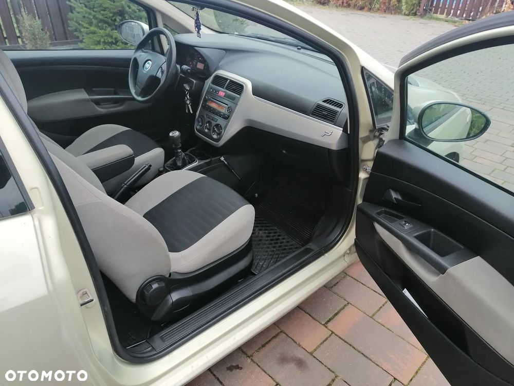Fiat Punto - 21