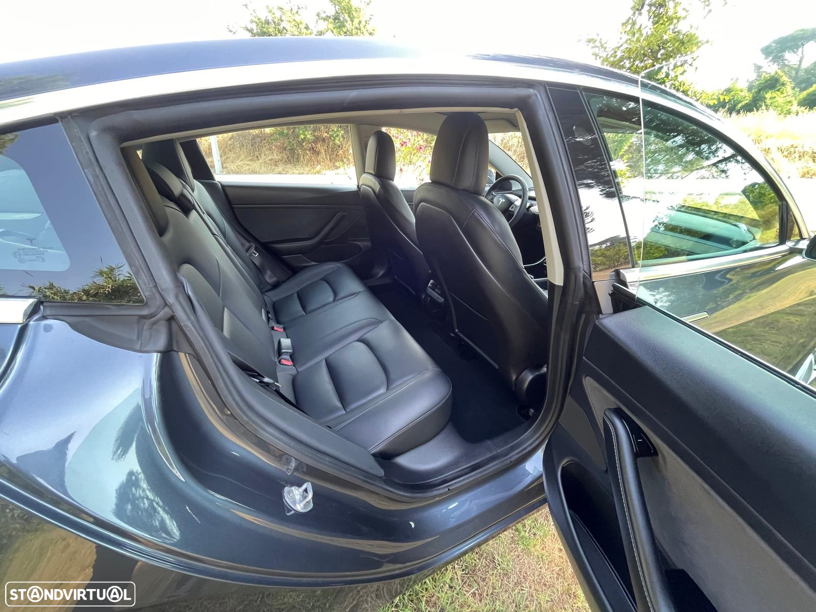 Tesla Model 3 Long-Range Dual Motor AWD - 48