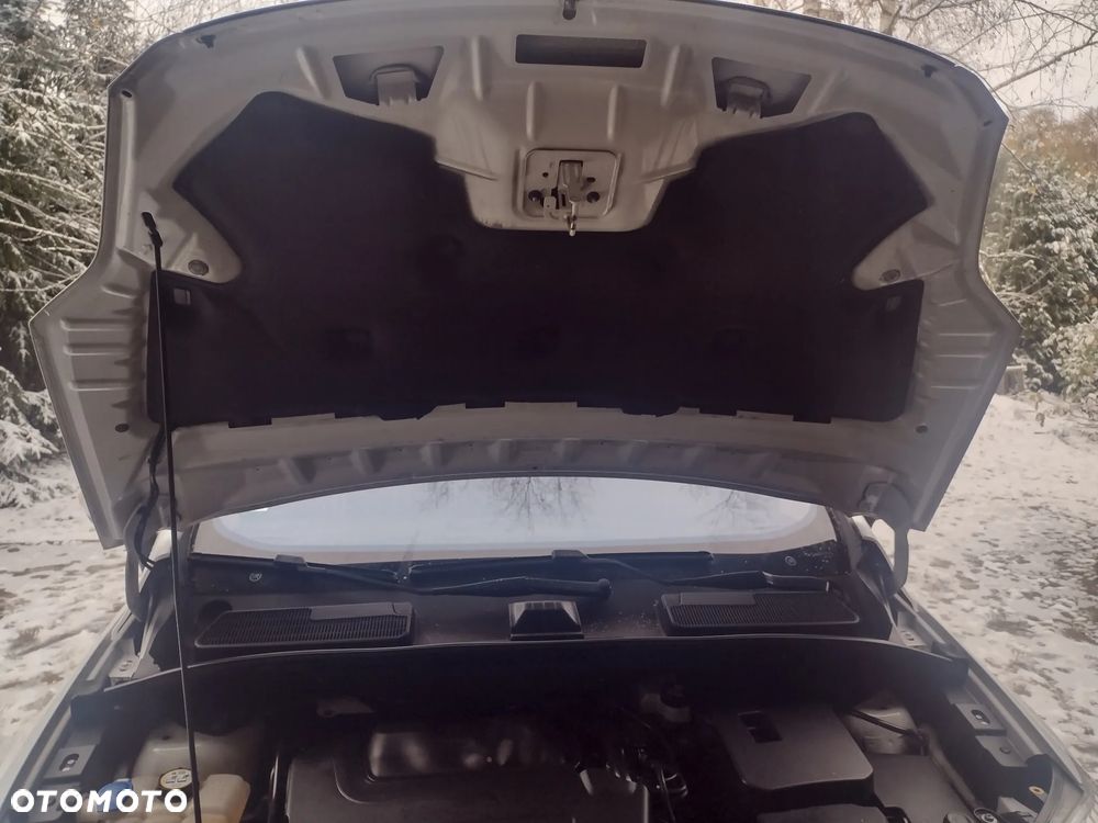 Ford Kuga - 18