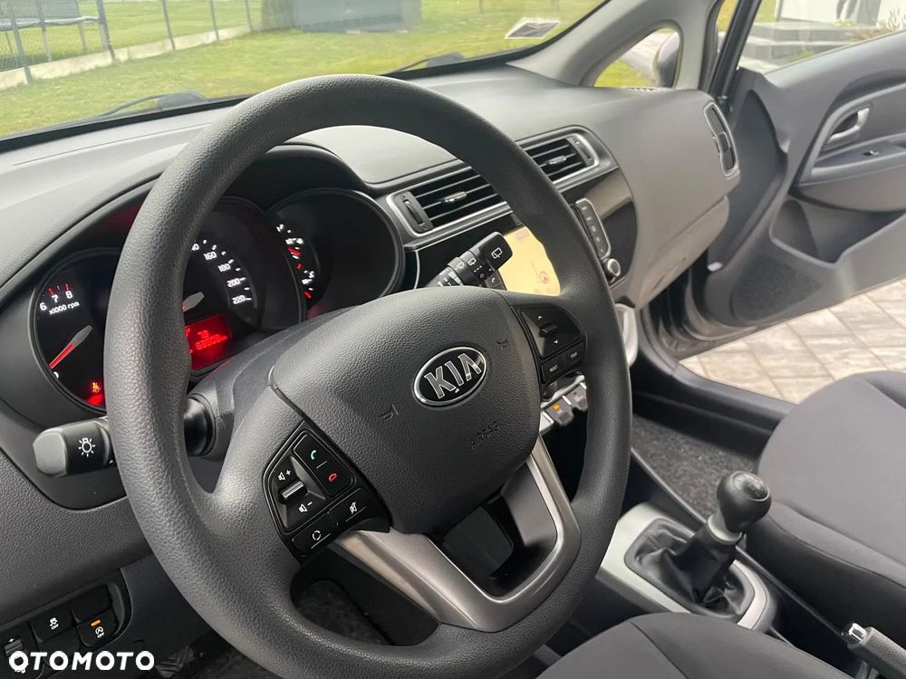 Kia Rio 1.2 Edition 7 - 11