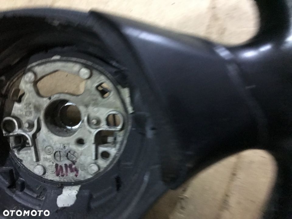 KIEROWNICA BMW E90 E92 6764546 - 3