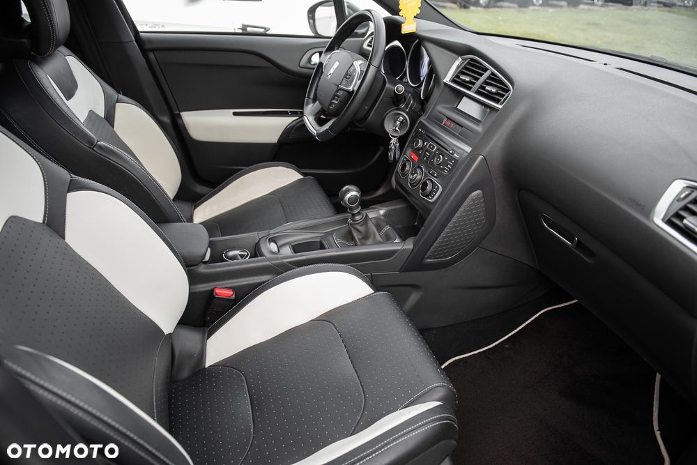 DS Automobiles DS 4 - 18