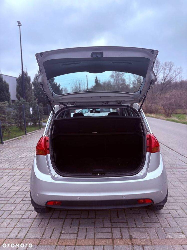 Kia Venga 1.4 L - 16