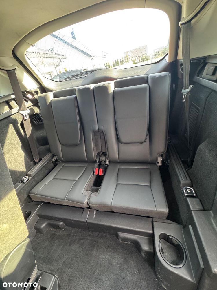 Land Rover Discovery Sport 2.0 TD4 HSE - 12