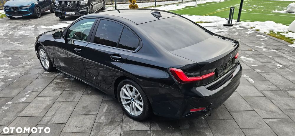 BMW Seria 3 318d Edition Luxury Line Purity - 7