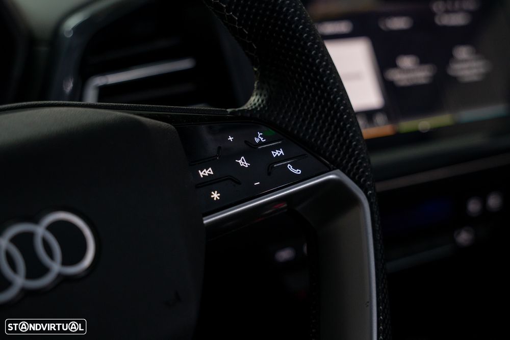 Audi Q4 e-tron 45 82 kWh SE Business - 11