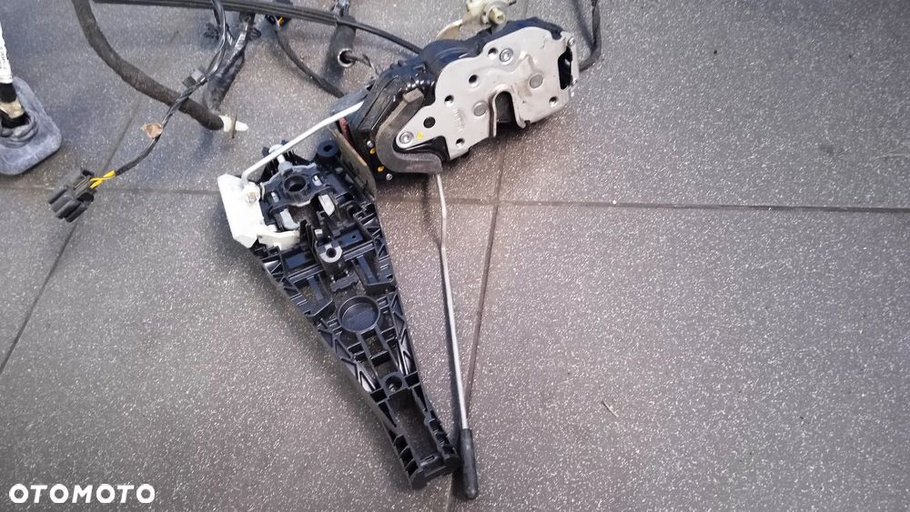 Osprzęt mechanizmy podnoszenia szyb drzwi lewy przód i tył klamka Opel Astra J IV - 28