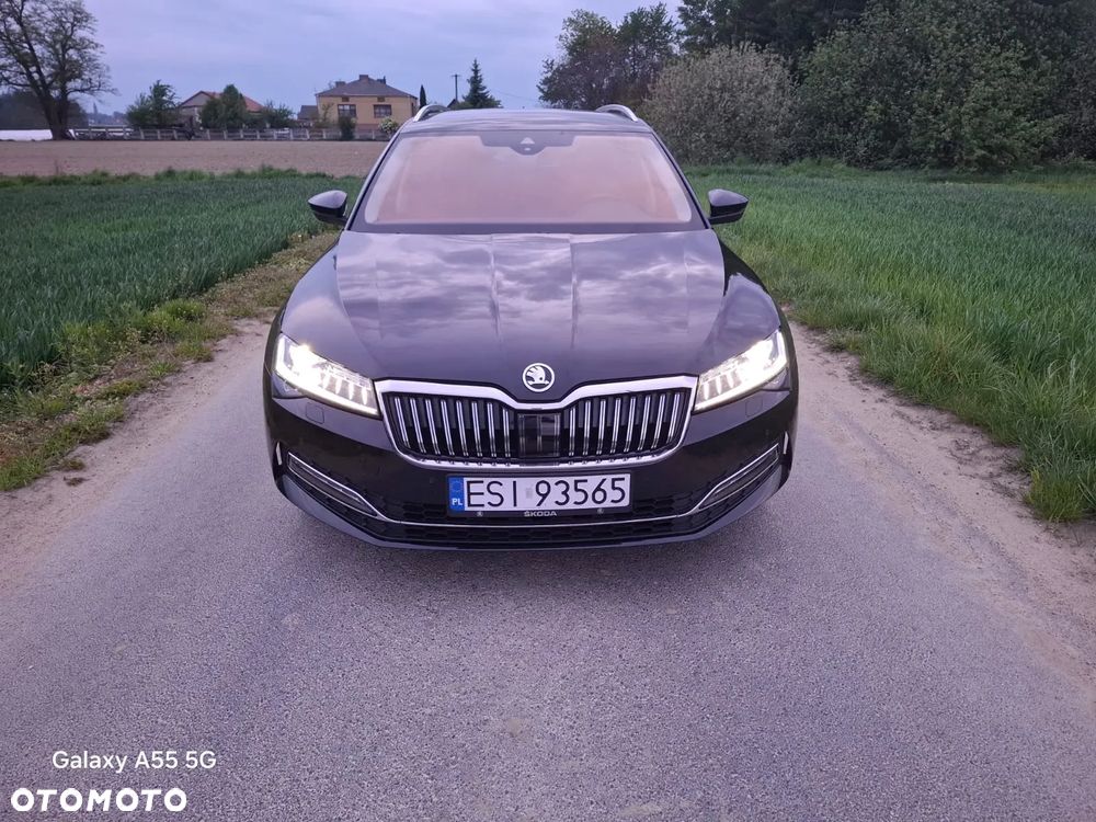 Skoda Superb 2.0 TDI DSG Premium Edition - 8