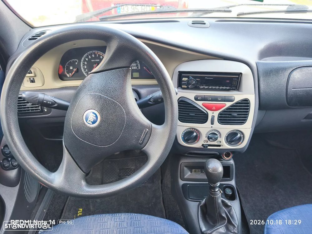 Fiat Palio Weekend 16V - 7