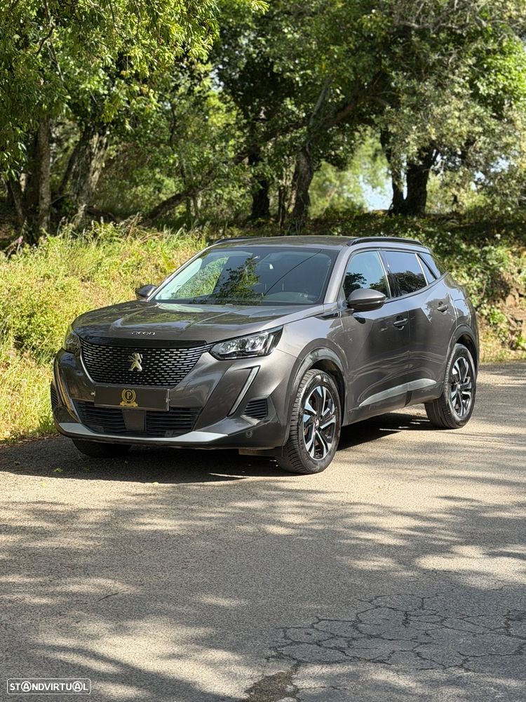 Peugeot 2008 1.2 PureTech Allure - 3